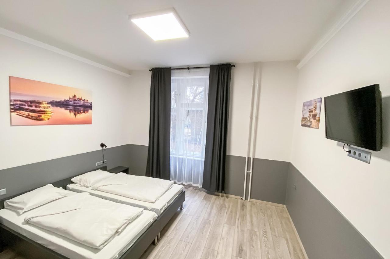 Dominik Panzio Bed & Breakfast Будапеща Екстериор снимка