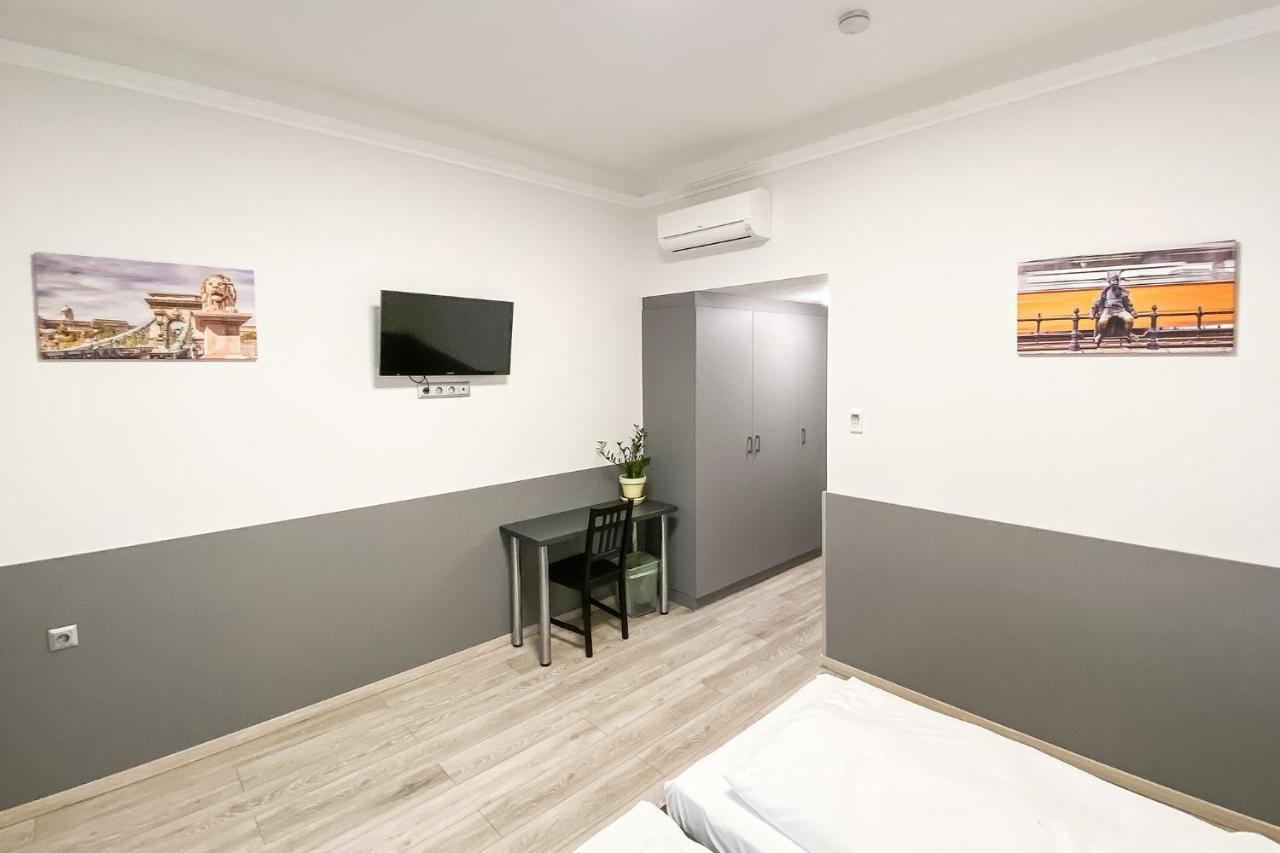 Dominik Panzio Bed & Breakfast Будапеща Екстериор снимка